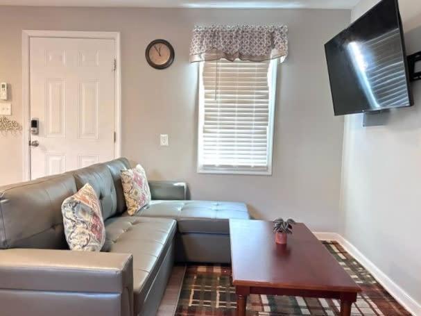 E3 Centrally Located In Carytown Fully Fenced Richmond Exterior foto